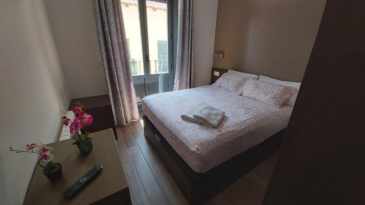 Hostal Corazon De Madryt Zewnętrze zdjęcie