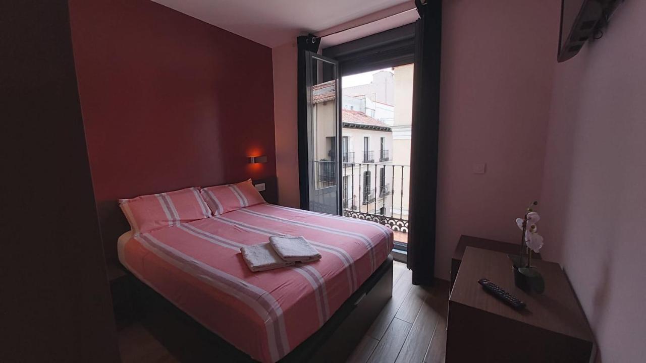 Hostal Corazon De Madryt Zewnętrze zdjęcie