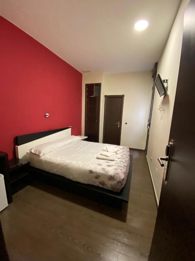 Hostal Corazon De Madryt Zewnętrze zdjęcie