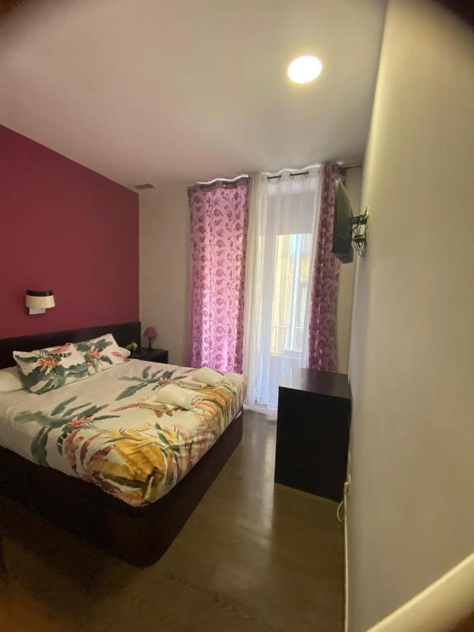 Hostal Corazon De Madryt Zewnętrze zdjęcie
