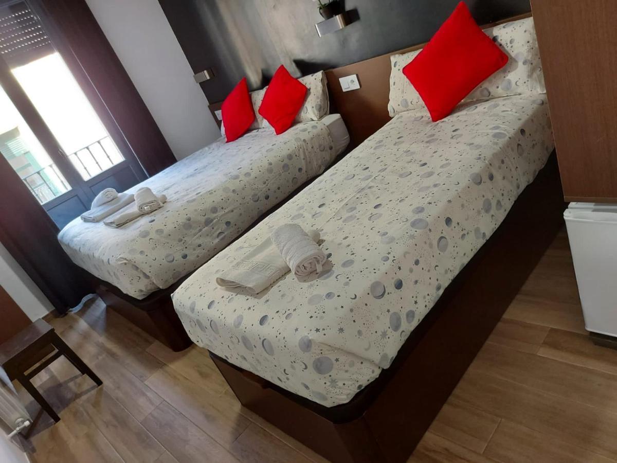 Hostal Corazon De Madryt Zewnętrze zdjęcie