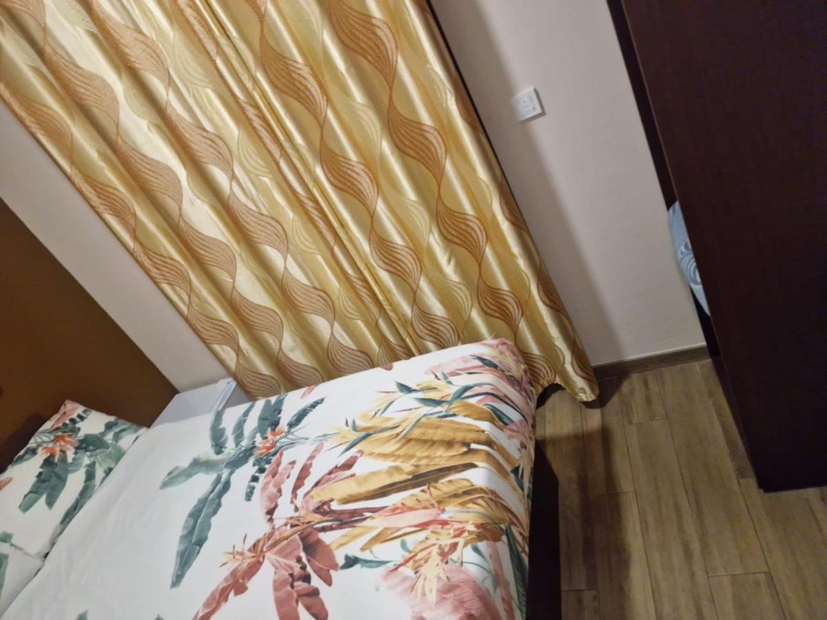Hostal Corazon De Madryt Zewnętrze zdjęcie