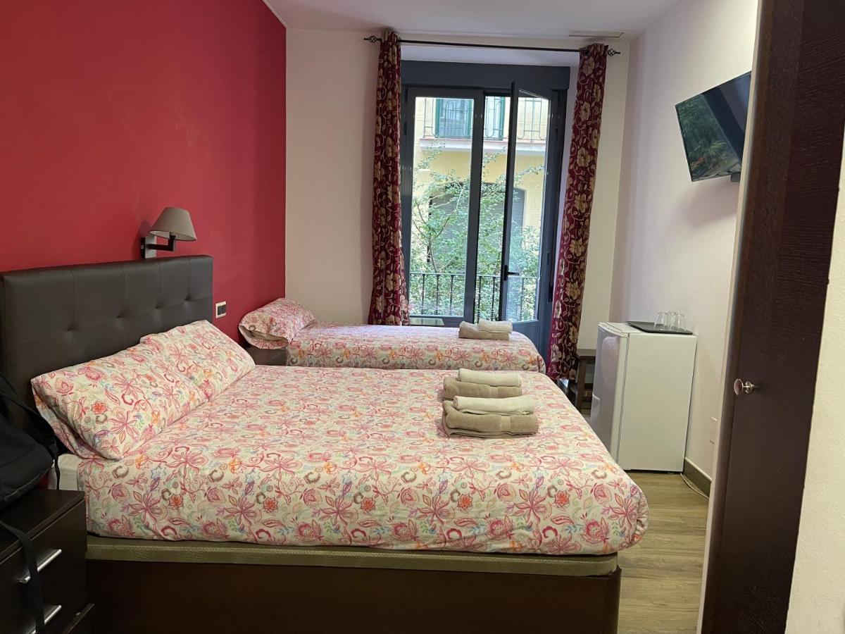 Hostal Corazon De Madryt Zewnętrze zdjęcie