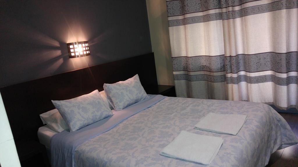 Hostal Corazon De Madryt Zewnętrze zdjęcie