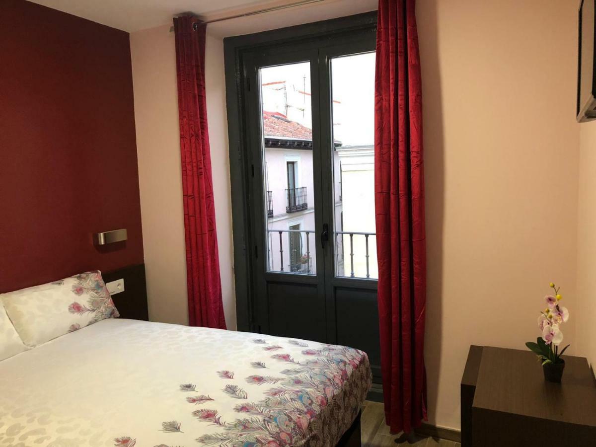 Hostal Corazon De Madryt Zewnętrze zdjęcie